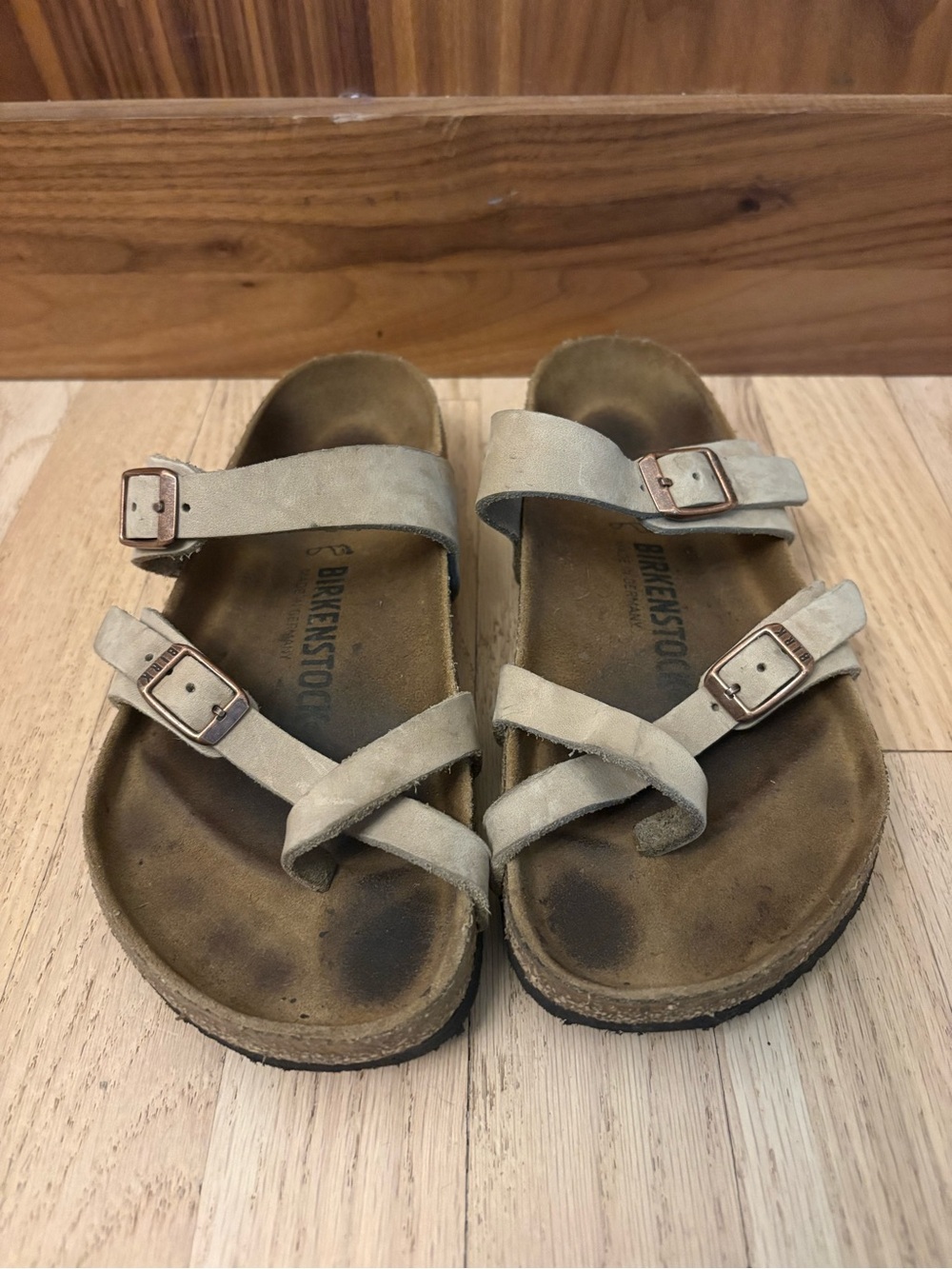 Birkenstock Womens Mayari Oiled Leather Toe Strap Sandal Sz 37